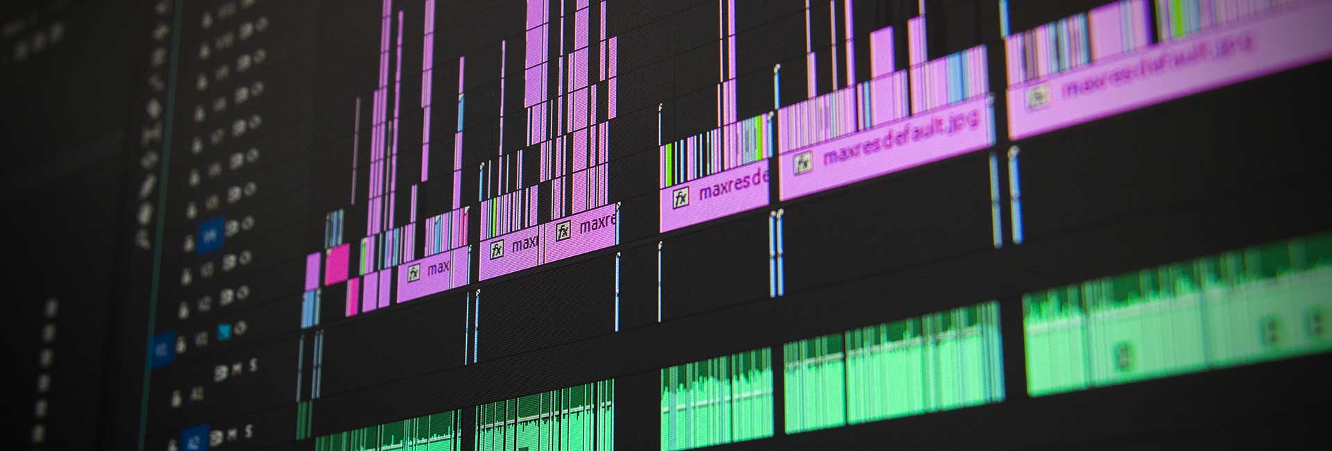 Capture d'écran d'une timeline d'un logiciel de montage nommé Adobe Premiere Pro